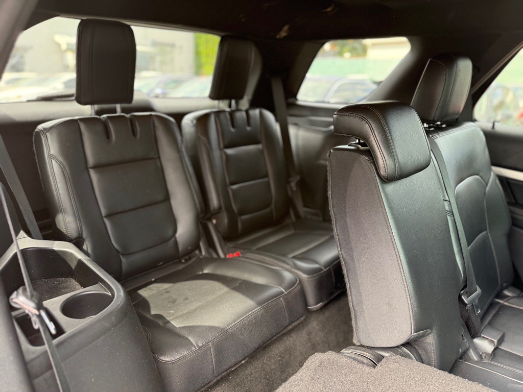 2016 Ford Explorer Image 20