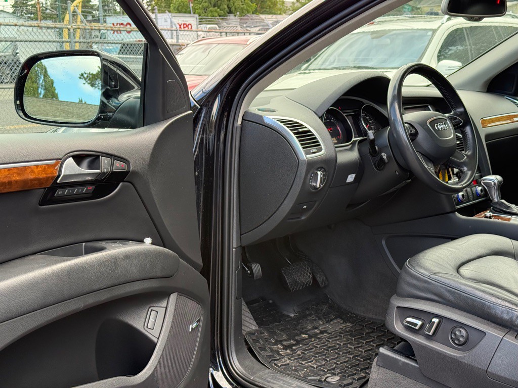 2013 Audi Q7 Image 8