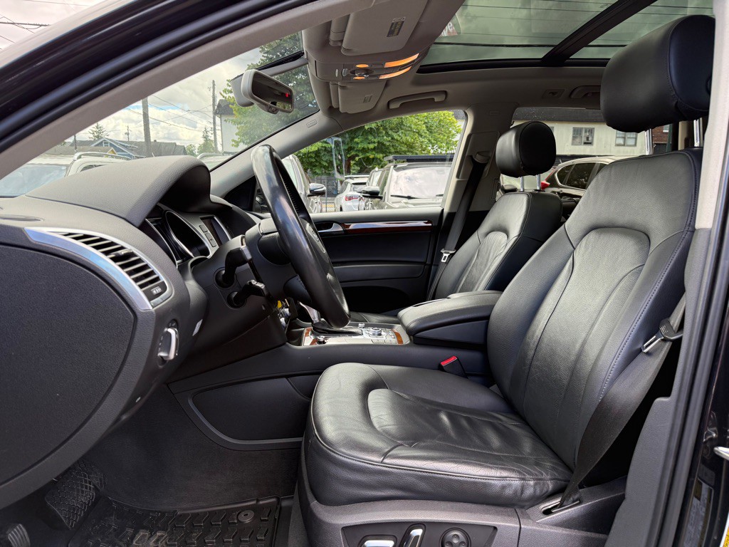 2013 Audi Q7 Image 9