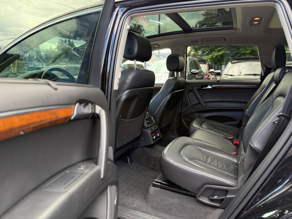 2013 Audi Q7 Image 11