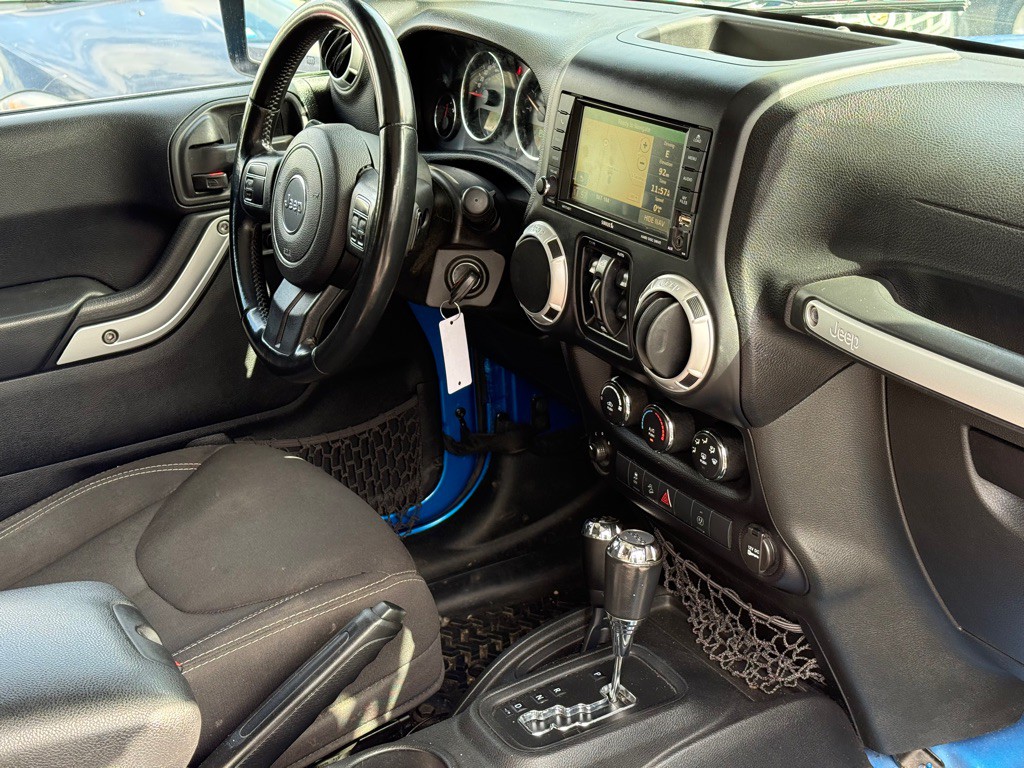 2015 Jeep Wrangler Unlimited Image 16