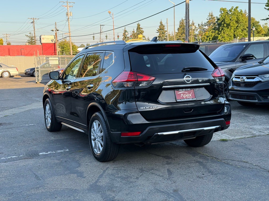 2017 Nissan Rogue Image 5