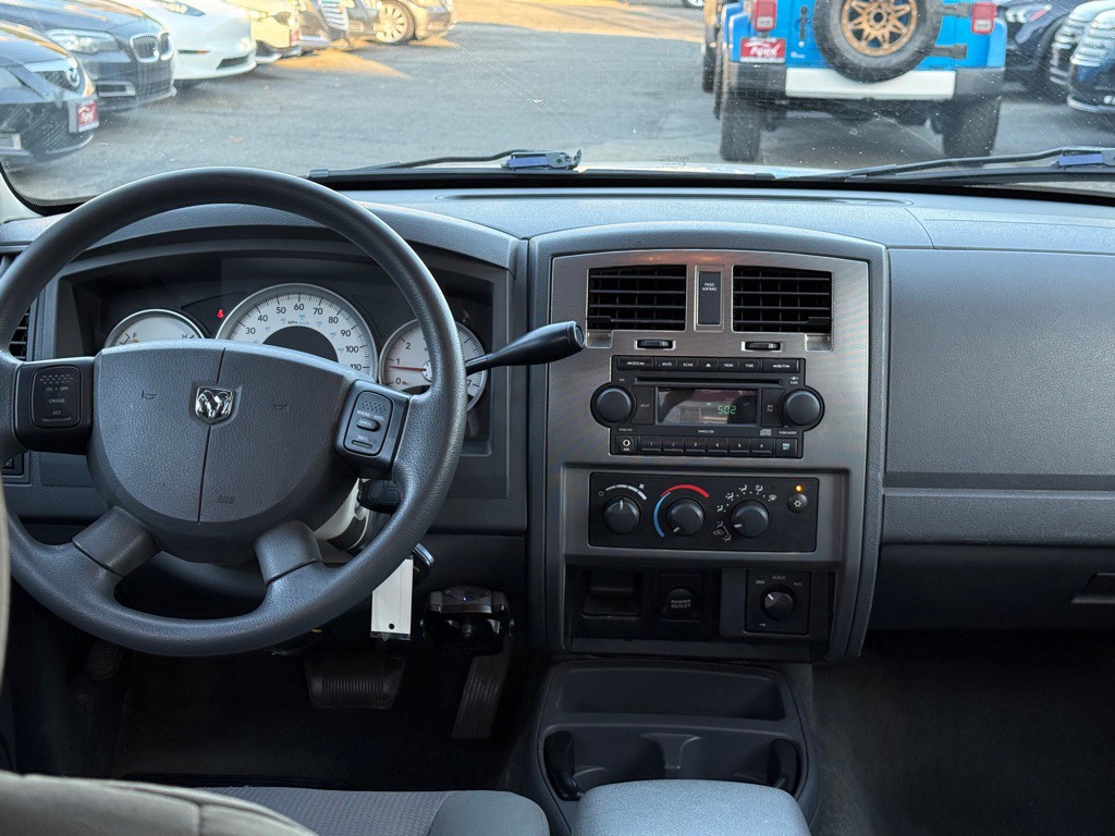 2006 Dodge Dakota Image 14