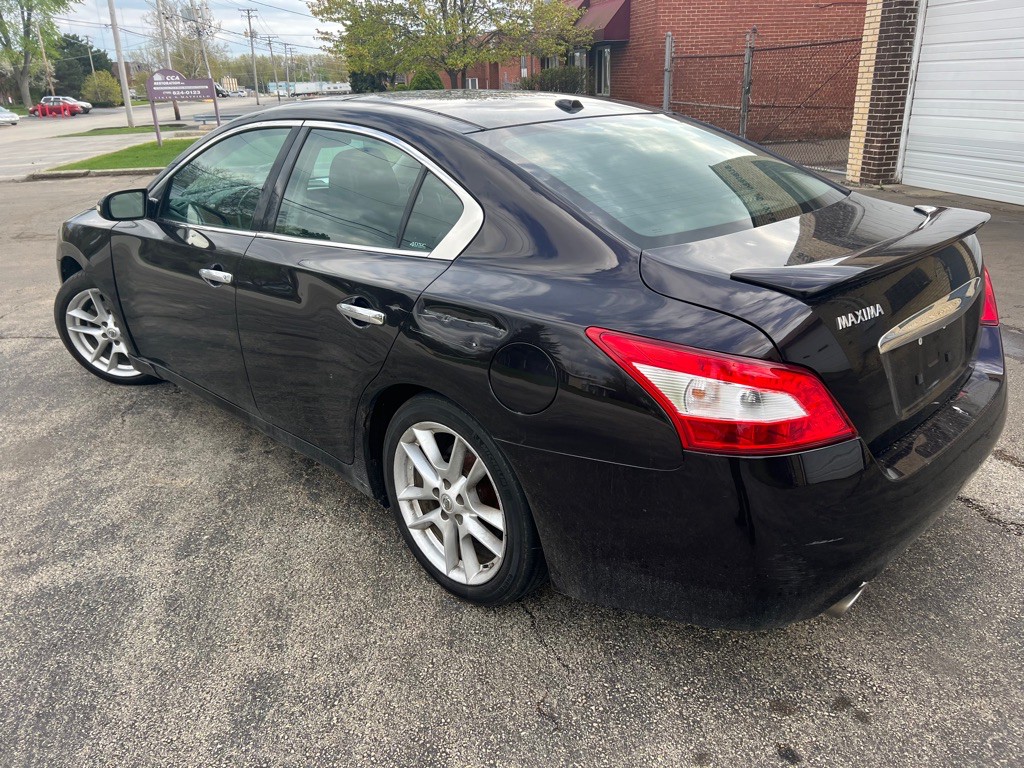 2011 Nissan Maxima Image 6