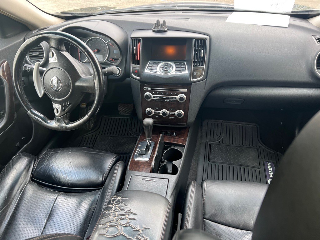 2011 Nissan Maxima Image 12