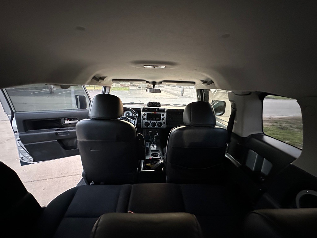 2007 Toyota FJ Cruiser Image 10