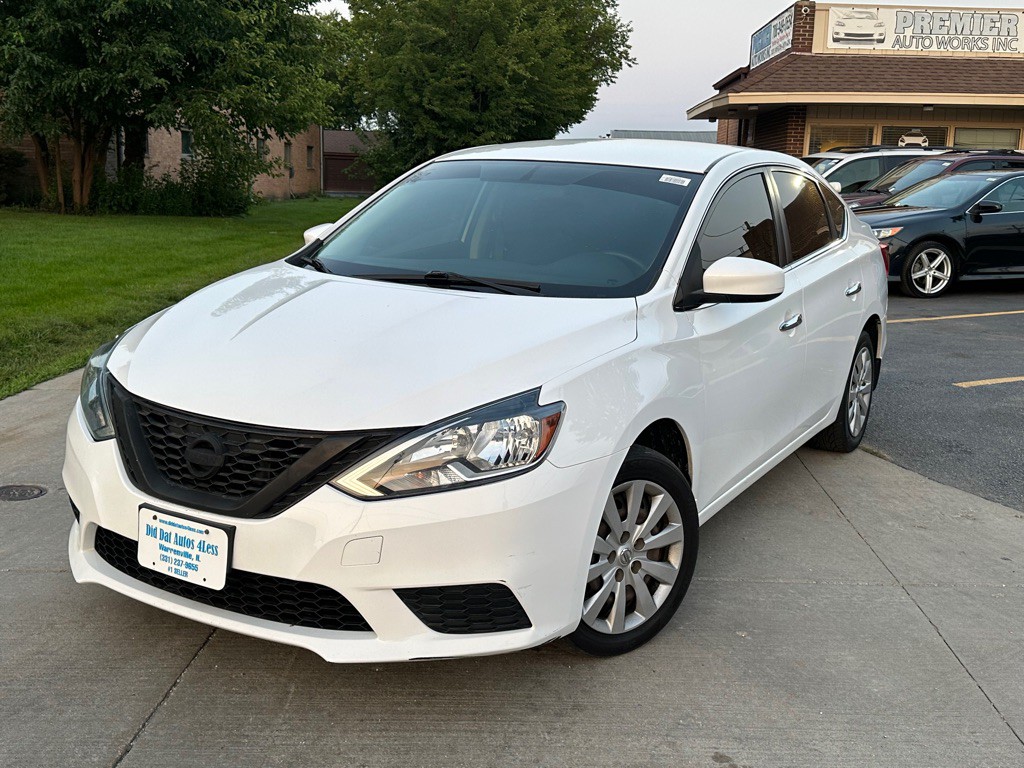 2017 Nissan Sentra Image 1