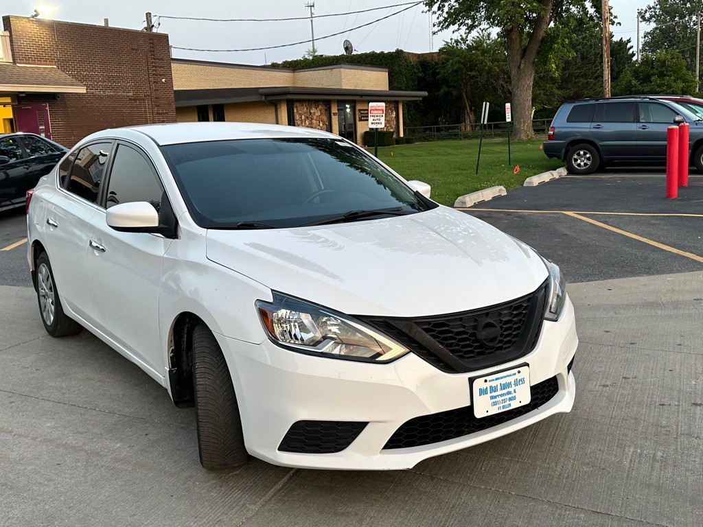 2017 Nissan Sentra Image 2