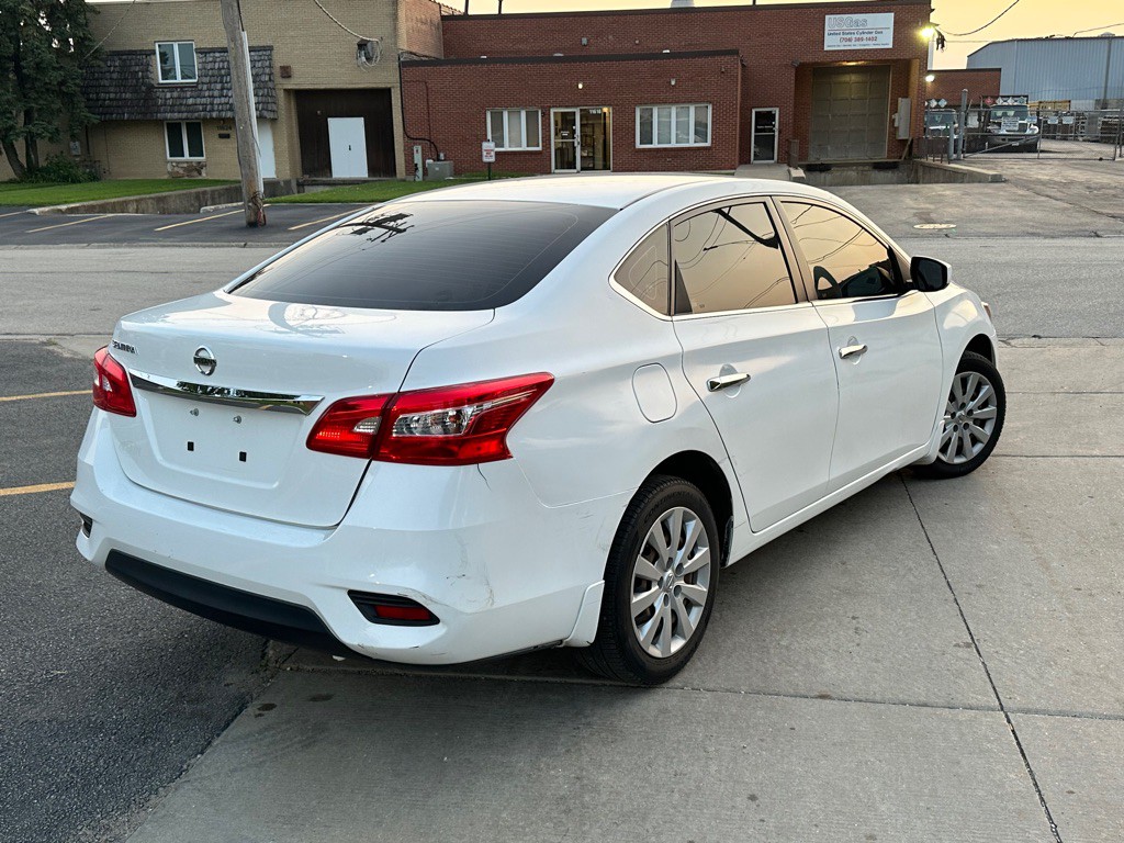 2017 Nissan Sentra Image 4