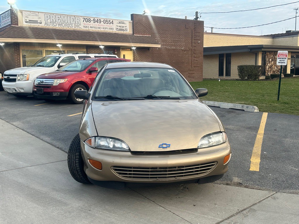 1999 Chevrolet Cavalier Image 3