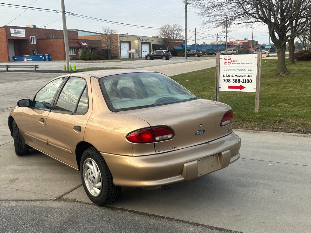 1999 Chevrolet Cavalier Image 5
