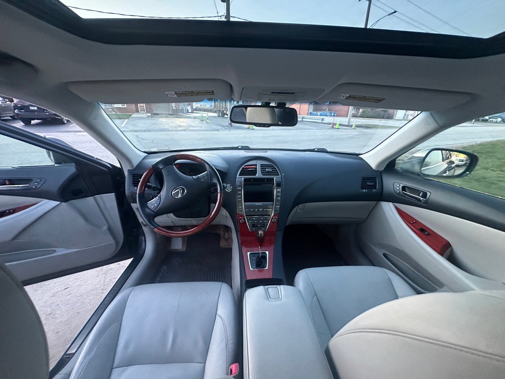 2007 Lexus ES Image 11