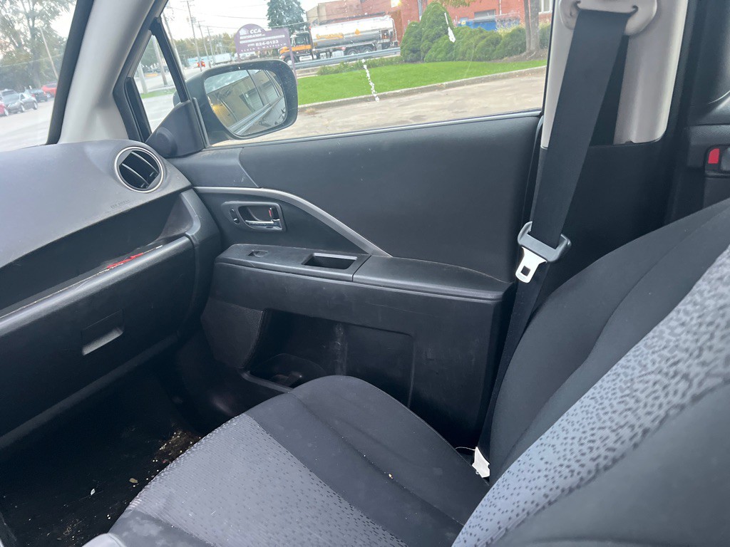 2012 Mazda Mazda5 Image 10