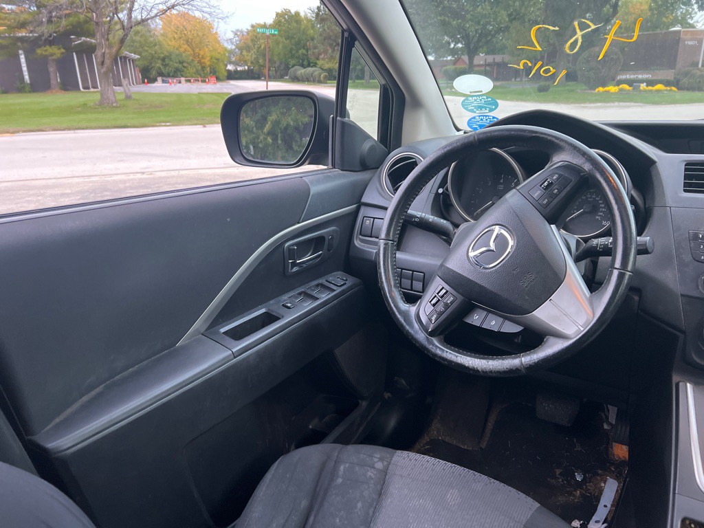 2012 Mazda Mazda5 Image 11