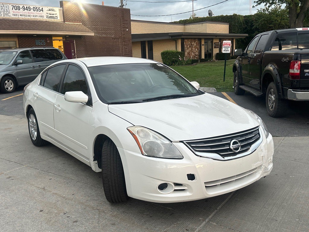 2012 Nissan Altima Image 2