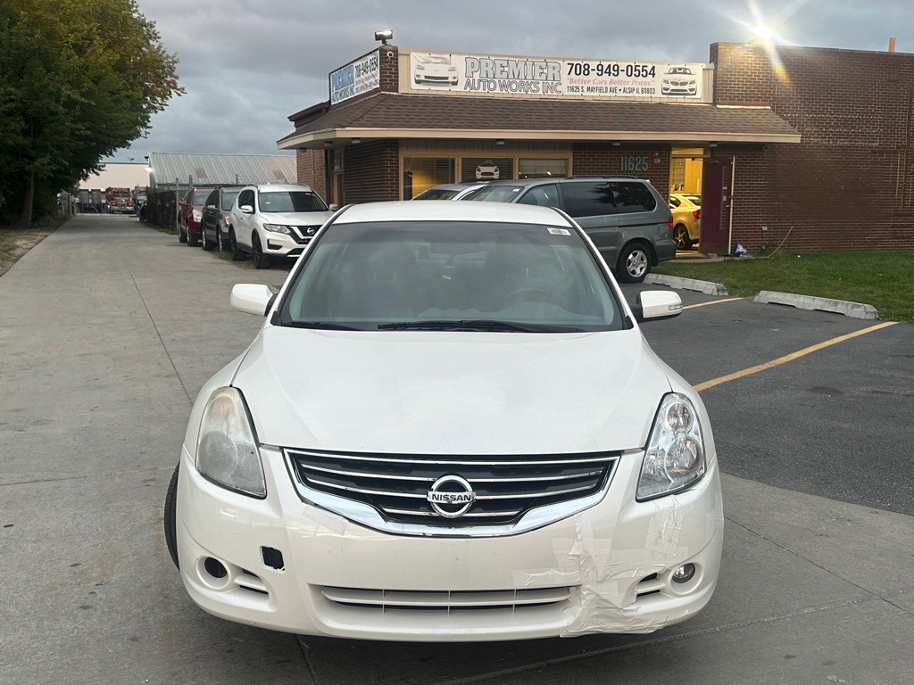 2012 Nissan Altima Image 3