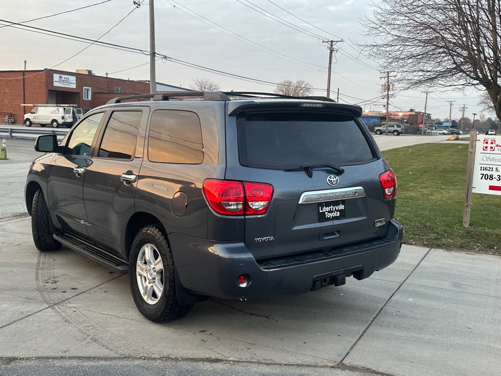 2008 Toyota Sequoia Image 3