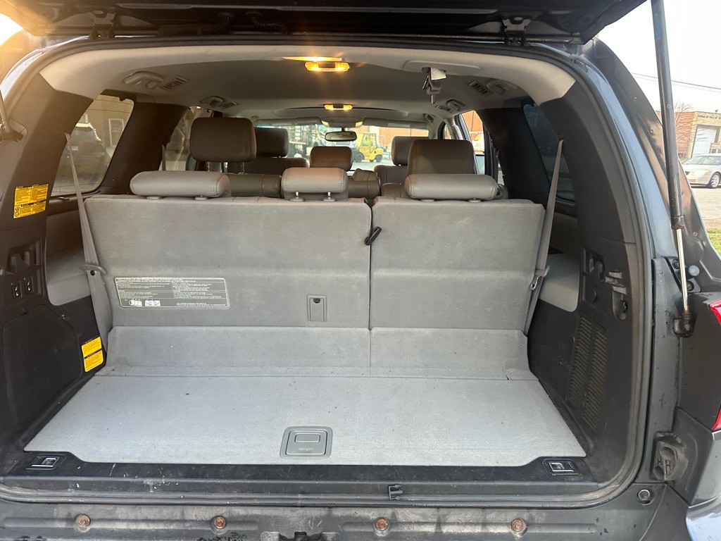 2008 Toyota Sequoia Image 15