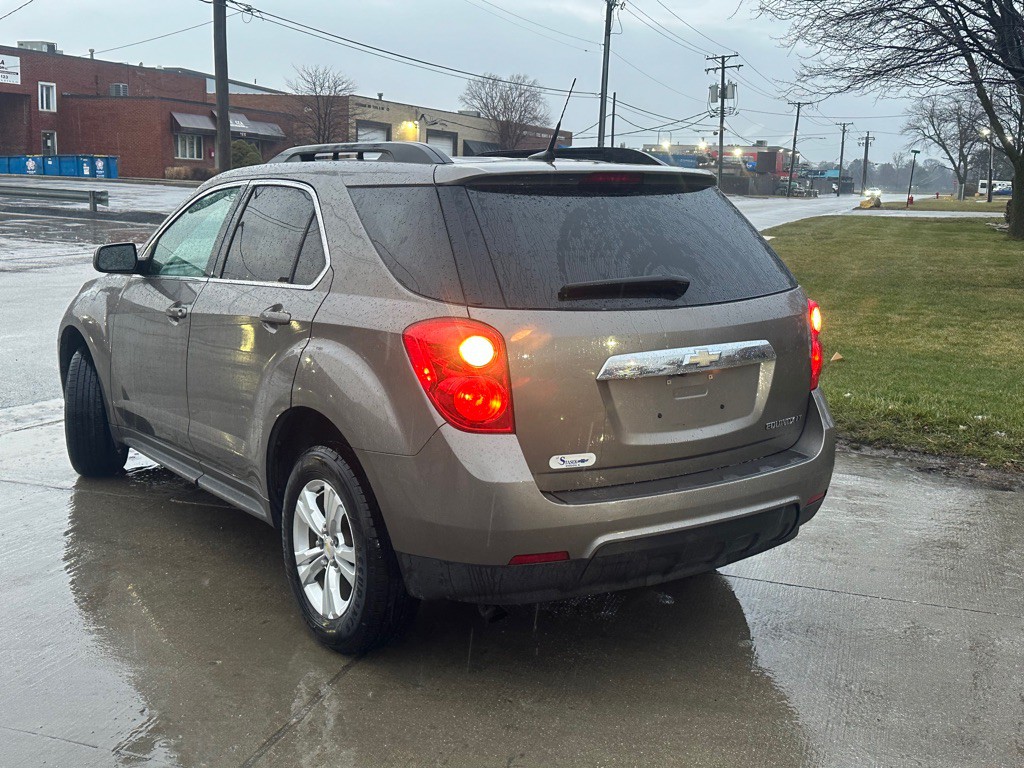 2011 Chevrolet Equinox Image 3
