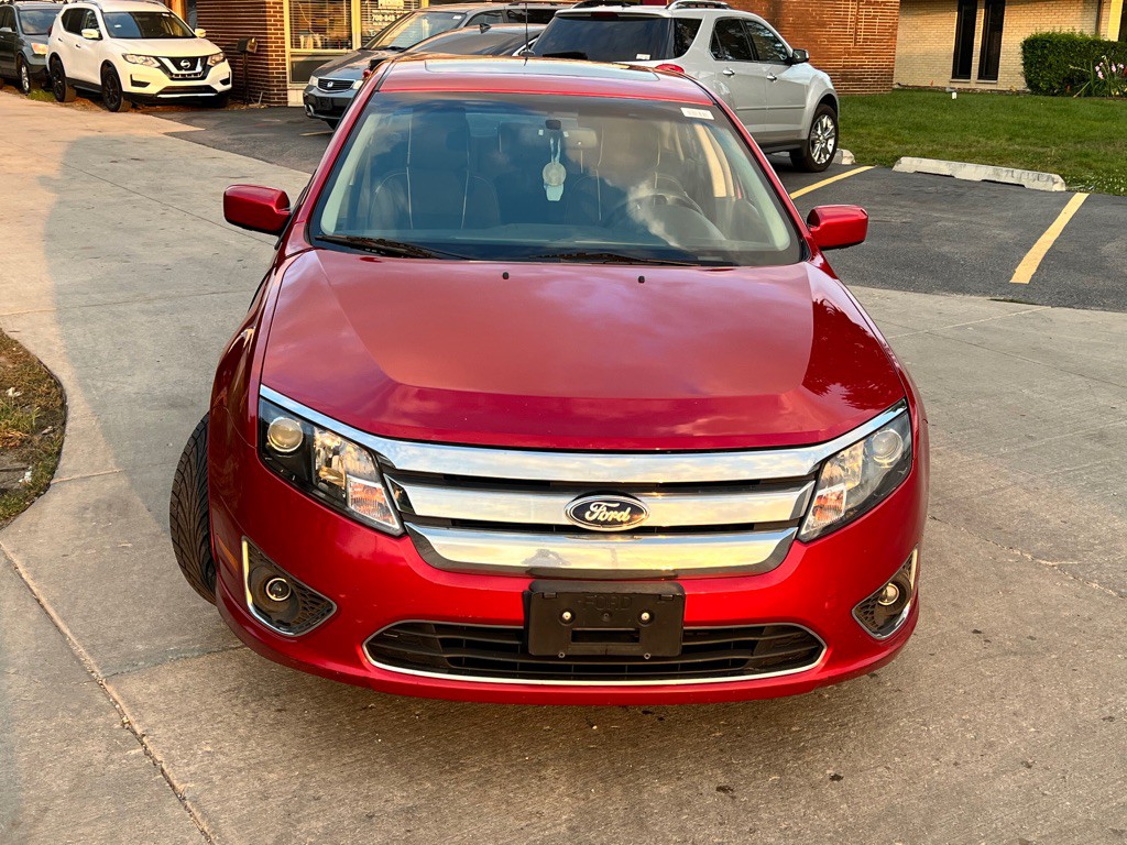 2011 Ford Fusion Image 2