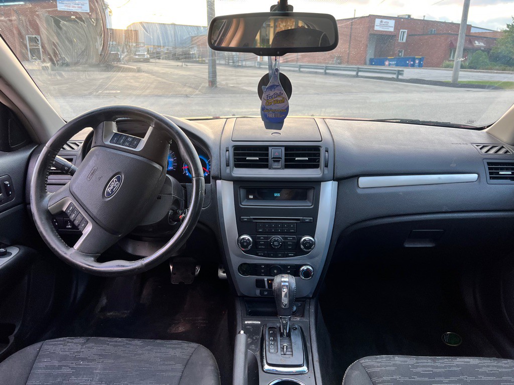 2011 Ford Fusion Image 13