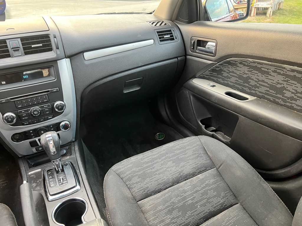 2011 Ford Fusion Image 14