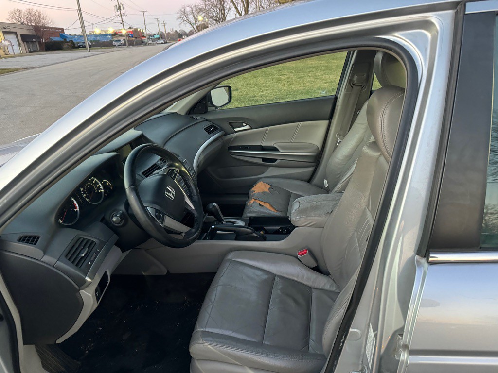 2009 Honda Accord Image 7