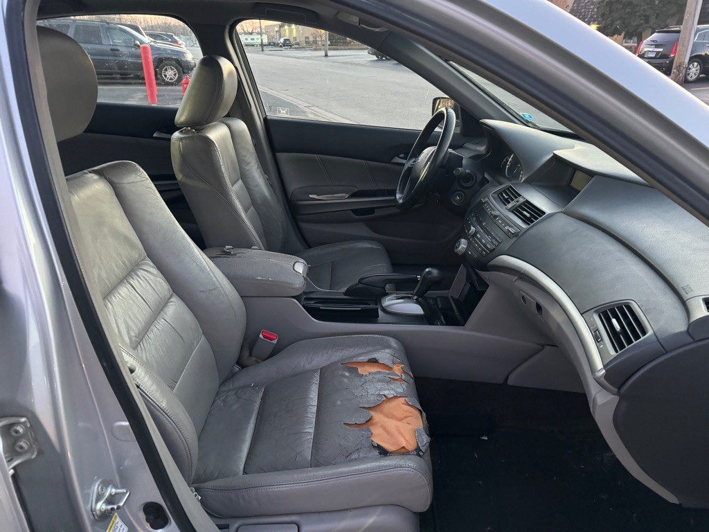 2009 Honda Accord Image 9