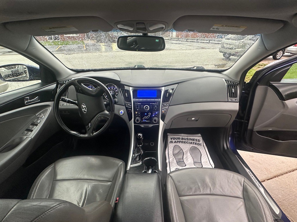 2011 Hyundai Sonata Image 8