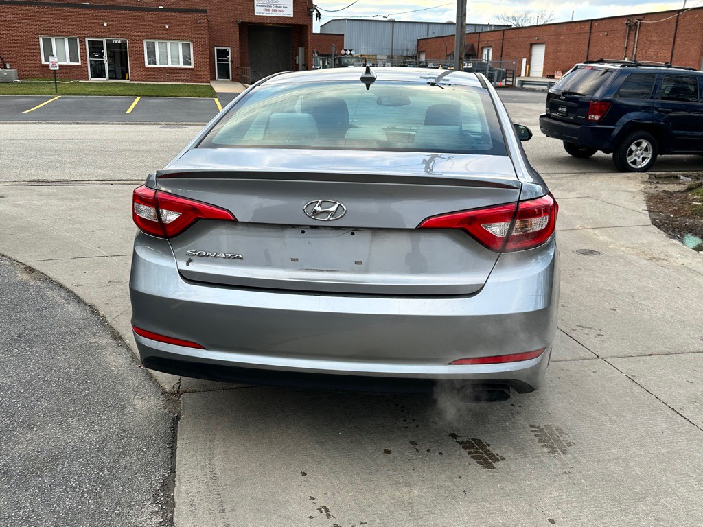 2017 Hyundai Sonata Image 5