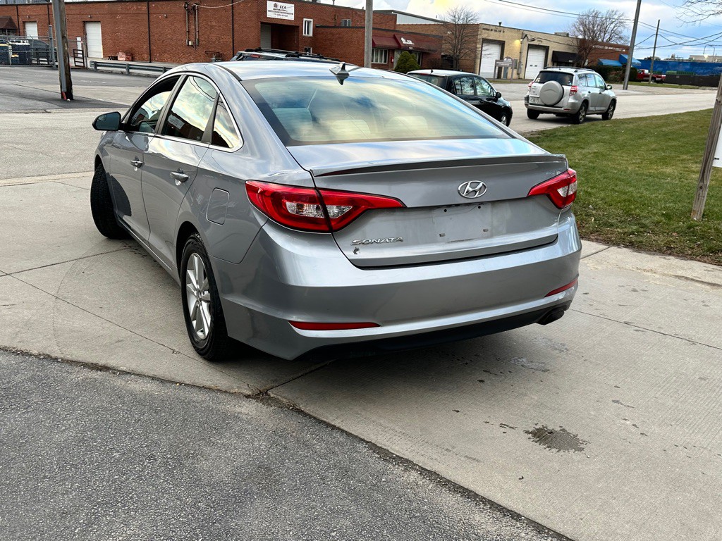 2017 Hyundai Sonata Image 6