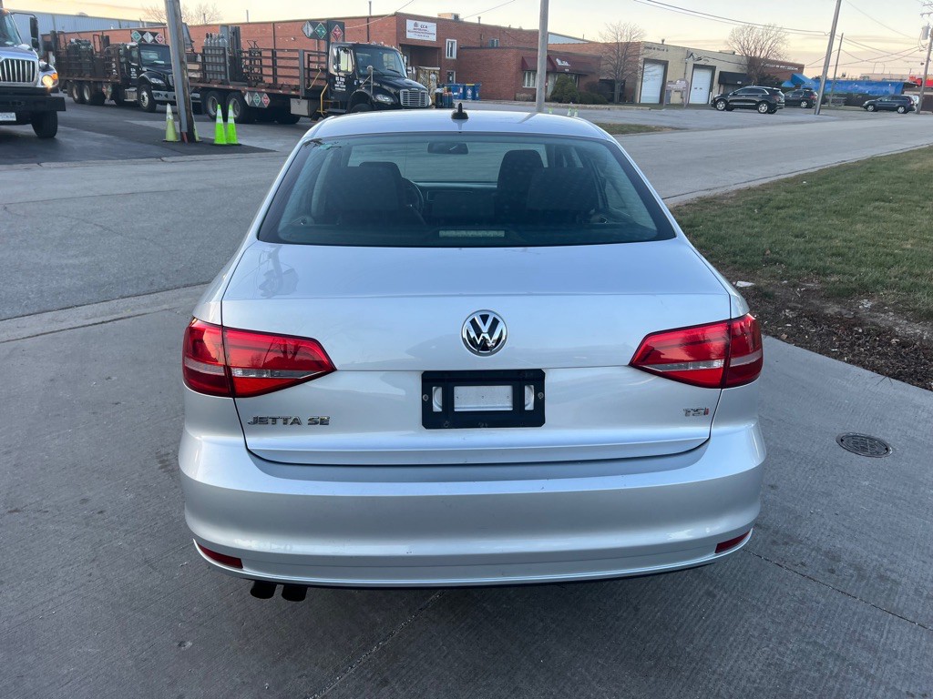 2015 Volkswagen Jetta Image 5