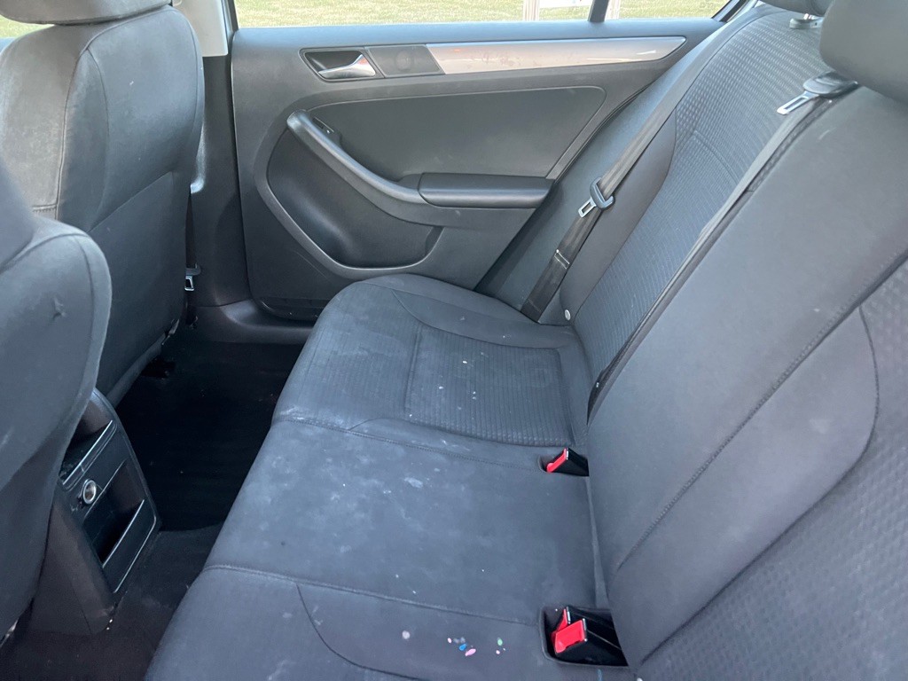 2015 Volkswagen Jetta Image 12