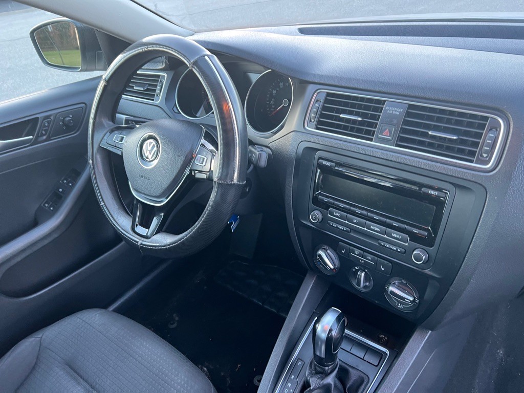 2015 Volkswagen Jetta Image 21