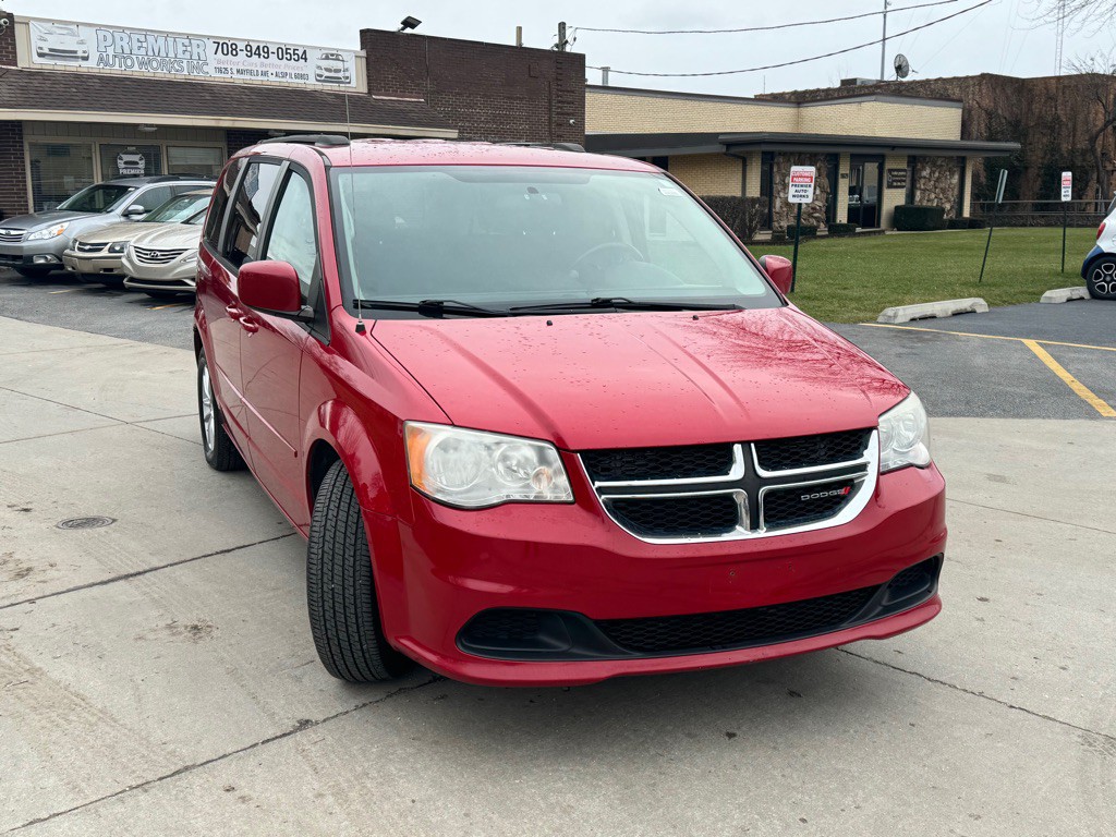 2013 Dodge Grand Caravan Image 2