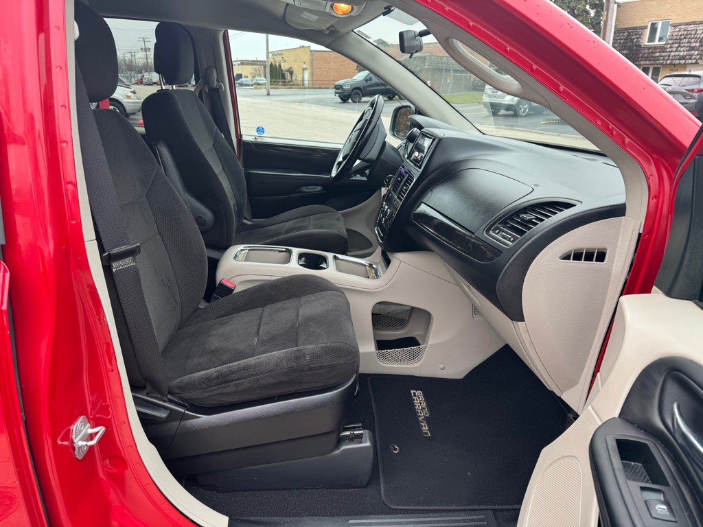 2013 Dodge Grand Caravan Image 9