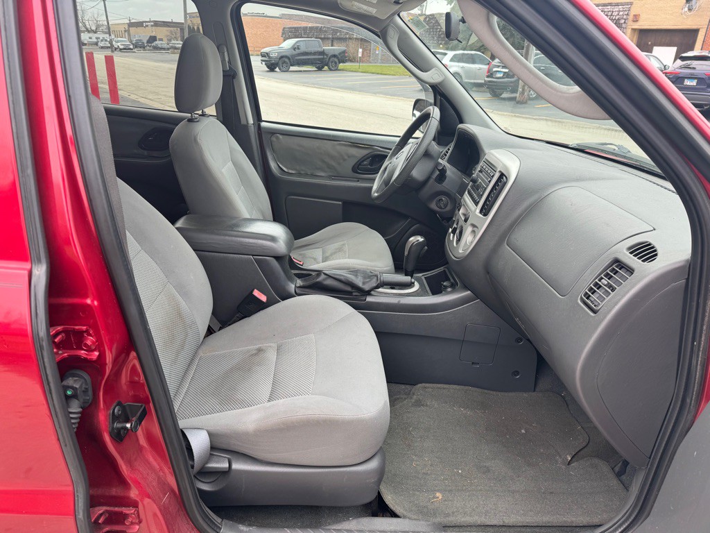 2006 Ford Escape Image 9
