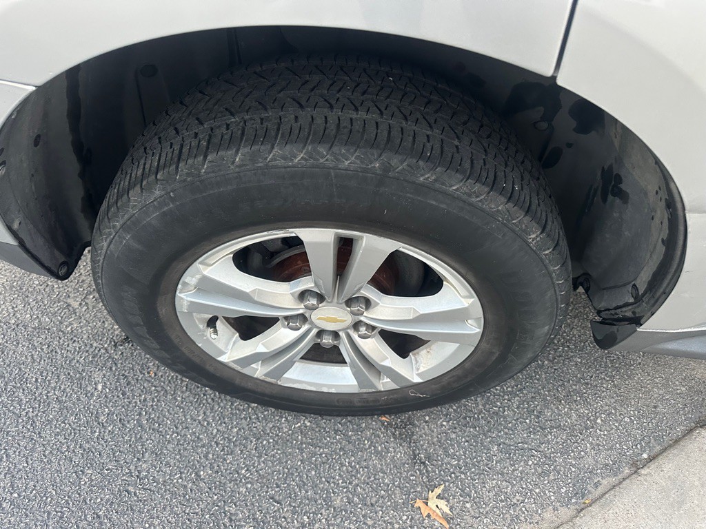 2011 Chevrolet Equinox Image 7