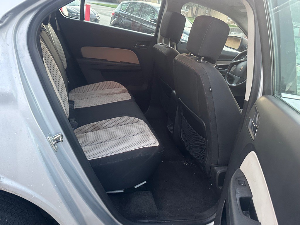 2011 Chevrolet Equinox Image 8
