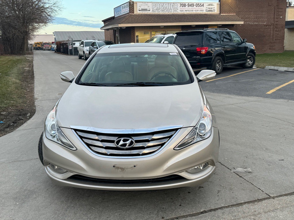 2011 Hyundai Sonata Image 5