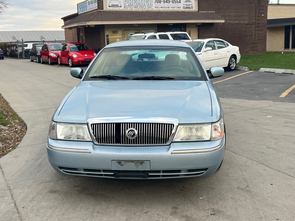 2003 Mercury Grand Marquis Image 3
