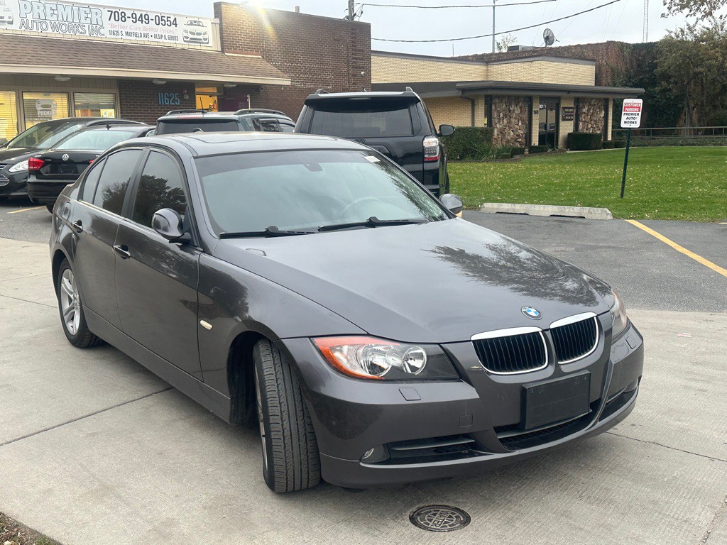 2008 BMW 3 Series Image 2