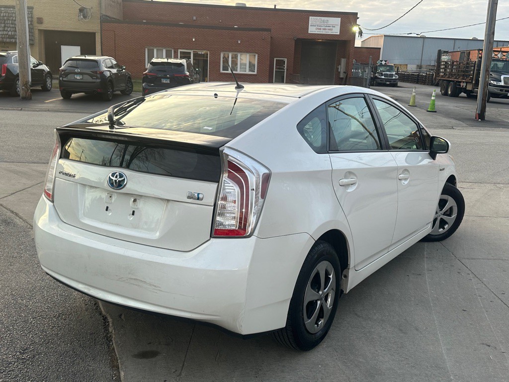 2012 Toyota Prius Image 14