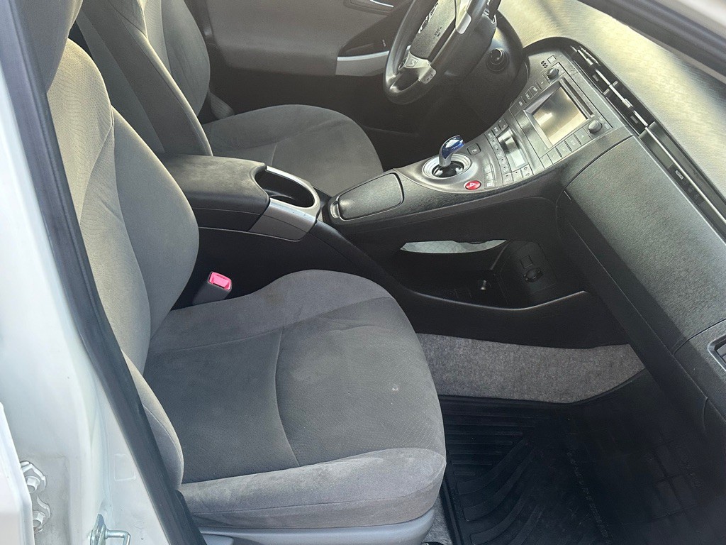 2012 Toyota Prius Image 20