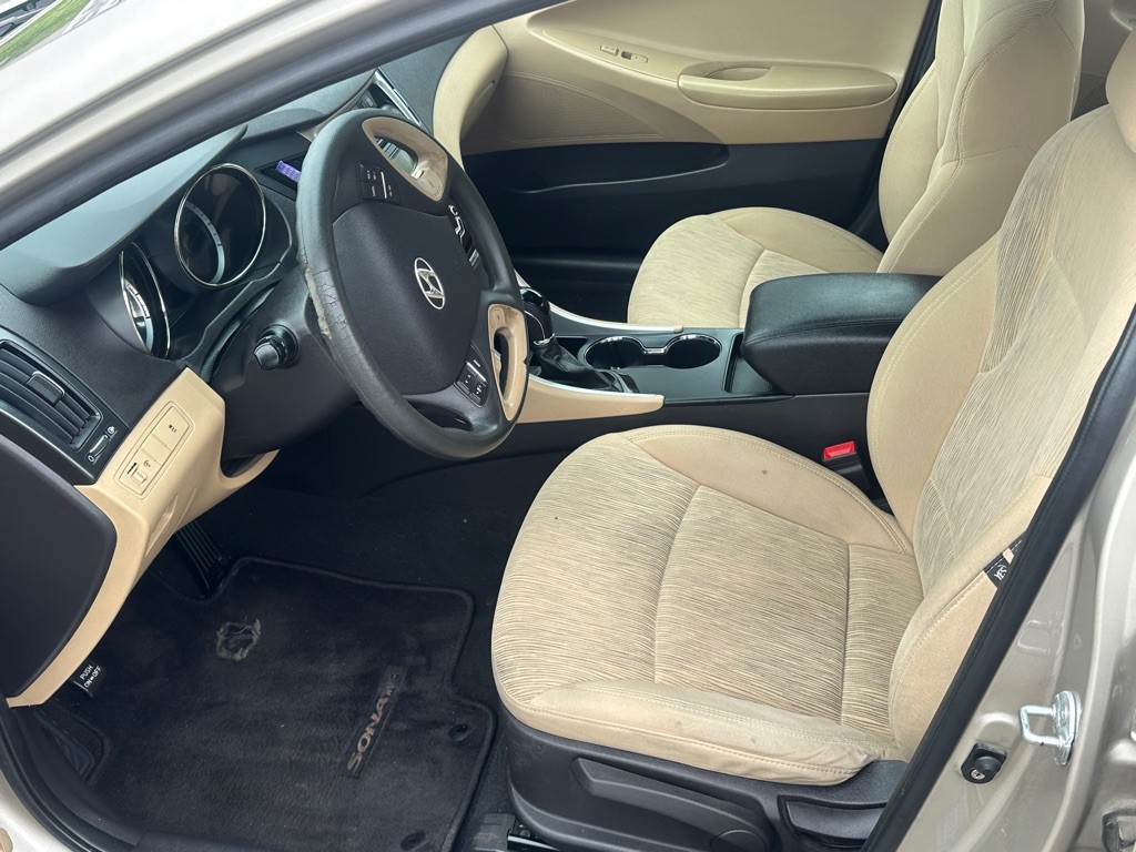 2011 Hyundai Sonata Image 7