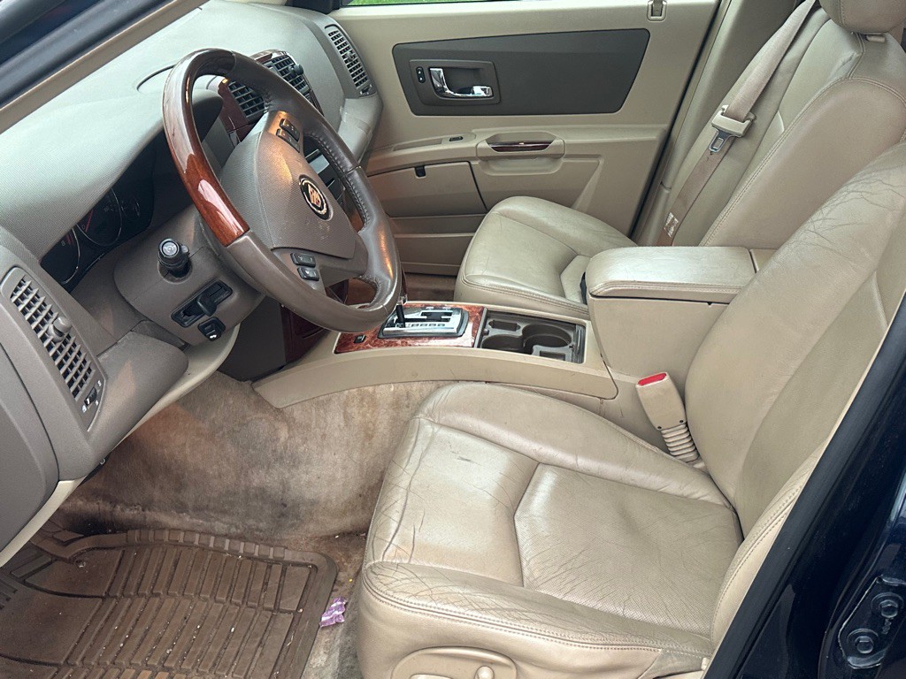 2006 Cadillac SRX Image 9