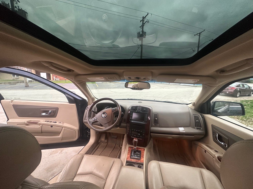 2006 Cadillac SRX Image 11