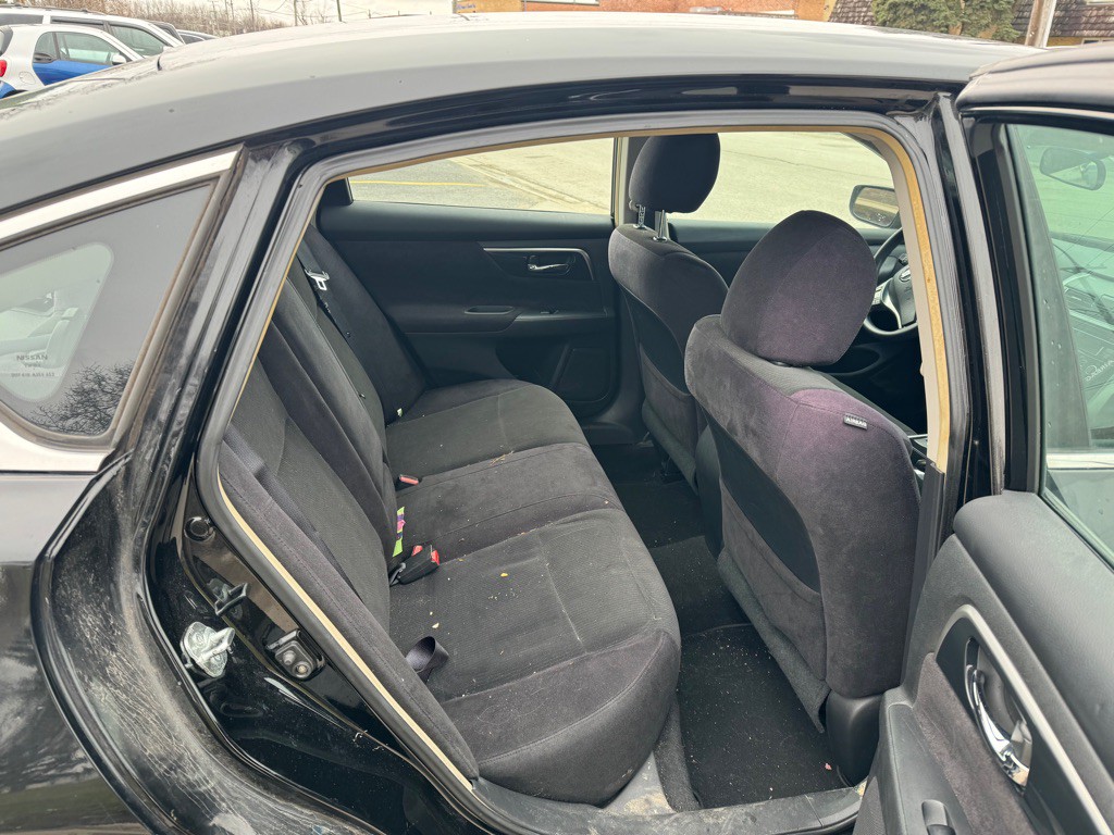 2013 Nissan Altima Image 10