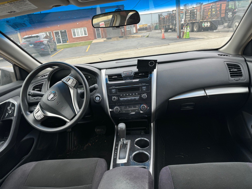 2013 Nissan Altima Image 12