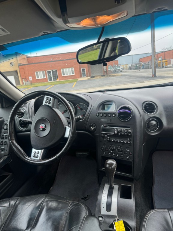 2008 Pontiac Grand Prix Image 14